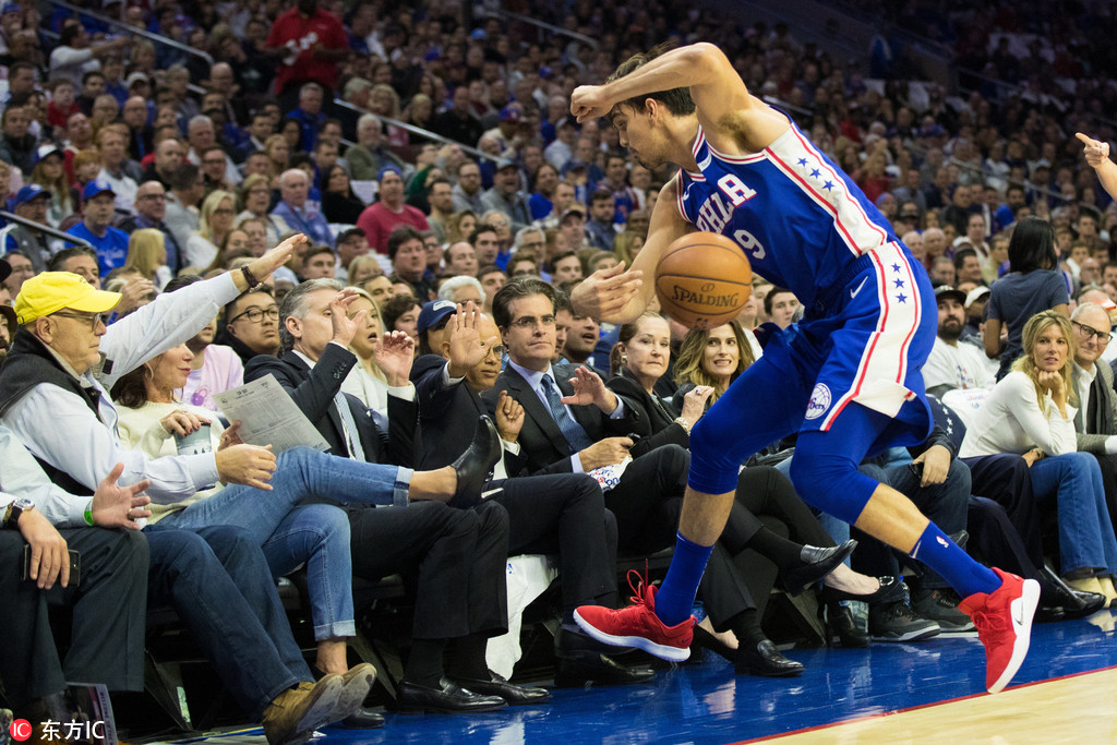 拉齐奥训练开放日，关键时刻再遭质疑引欢呼，荷甲在即，心理建设被强调(舍甫琴科评价马拉多纳)